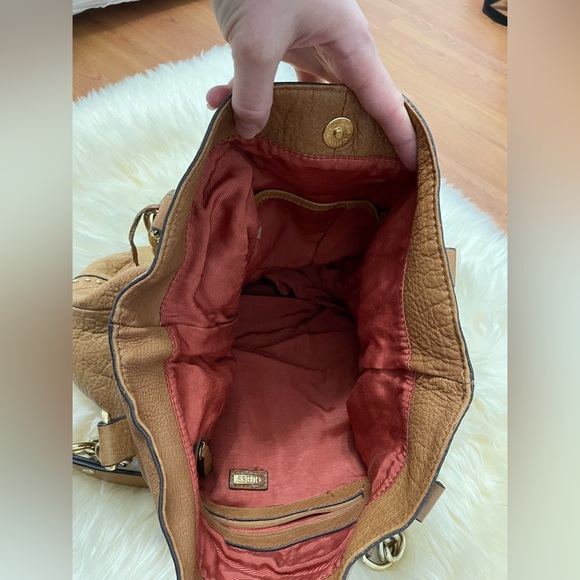 Guess Tan Leather Handbag - Picture 5 of 9